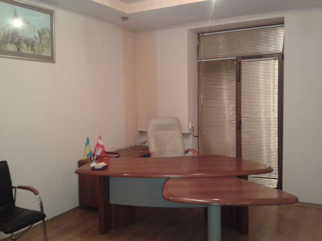 Sell office. Львов, Вітовського — photo 4